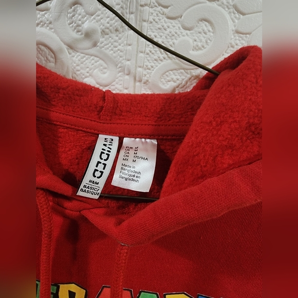 DIVIDED Red cut top - Picture 4 of 6